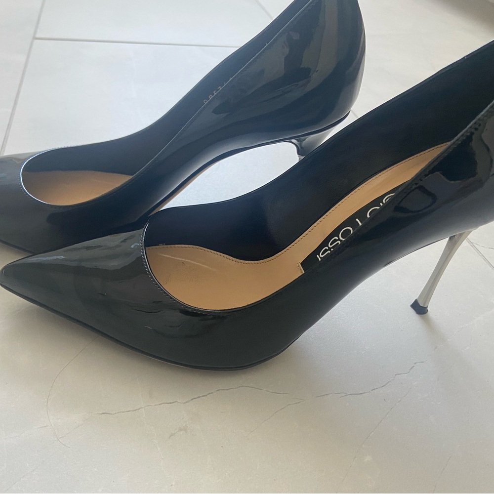 Sergio Rossi Black Patent Leather Pointed Toe Pumps with Silver Stiletto Heel